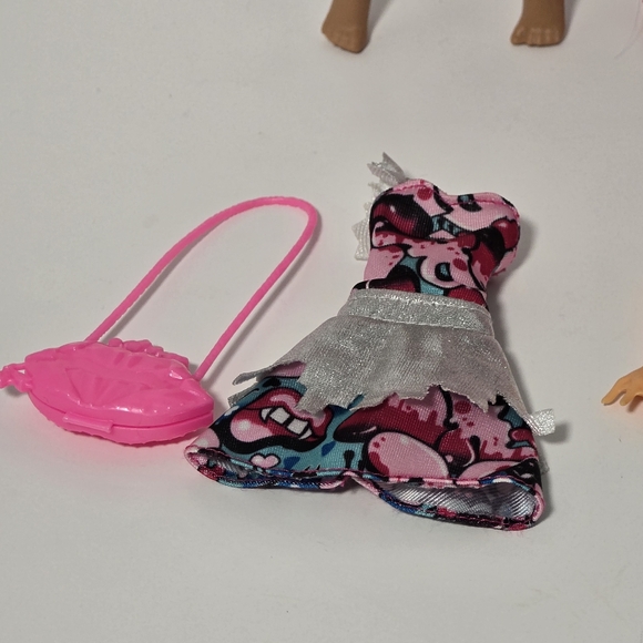 Monster High Ghoul Frankie Stein And Other Dolls/ Accessories Lot - 4 Dolls - Picture 14 of 16